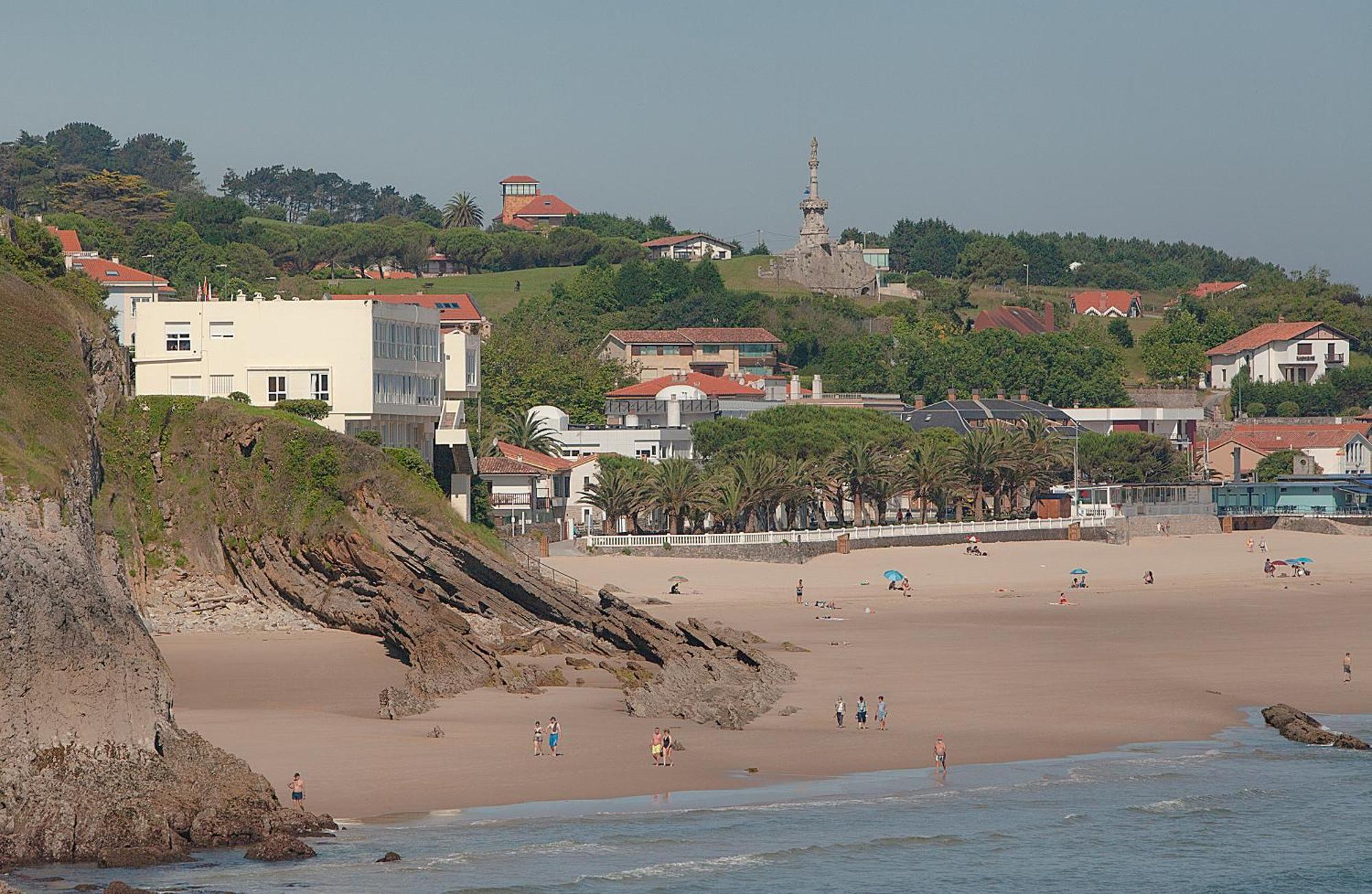 Hotel Josein Comillas Kültér fotó