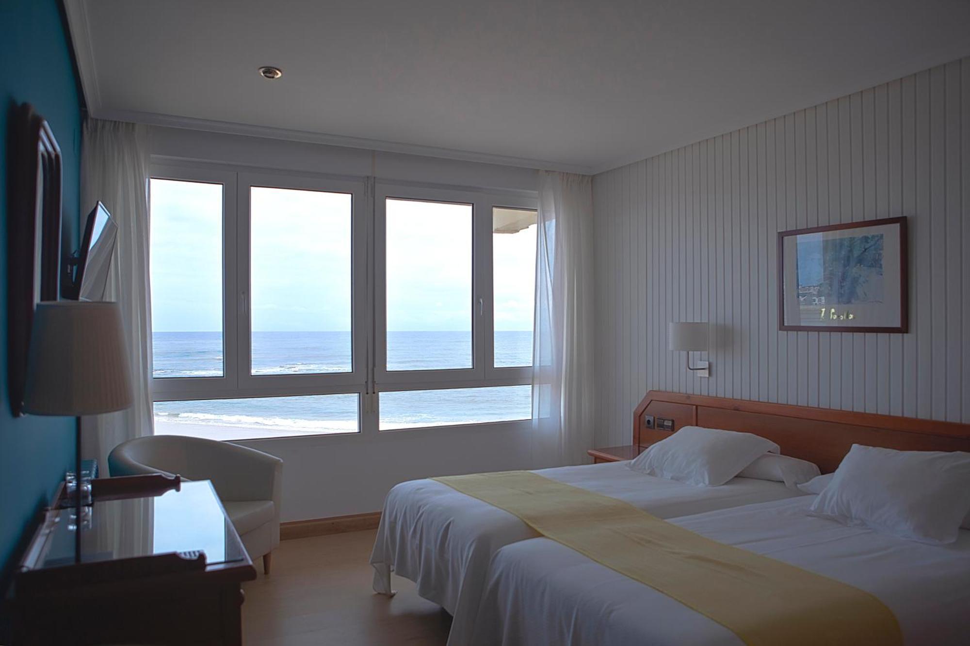 Hotel Josein Comillas Kültér fotó